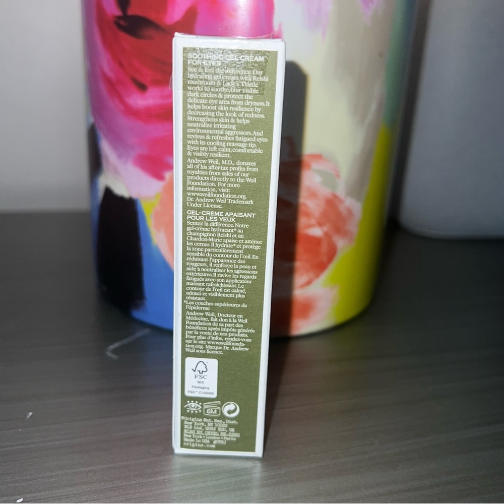 NIB Origins Mega-Mushroom Relief and Resilience Soothing Gel Cream for Eyes - Picture 4 of 5